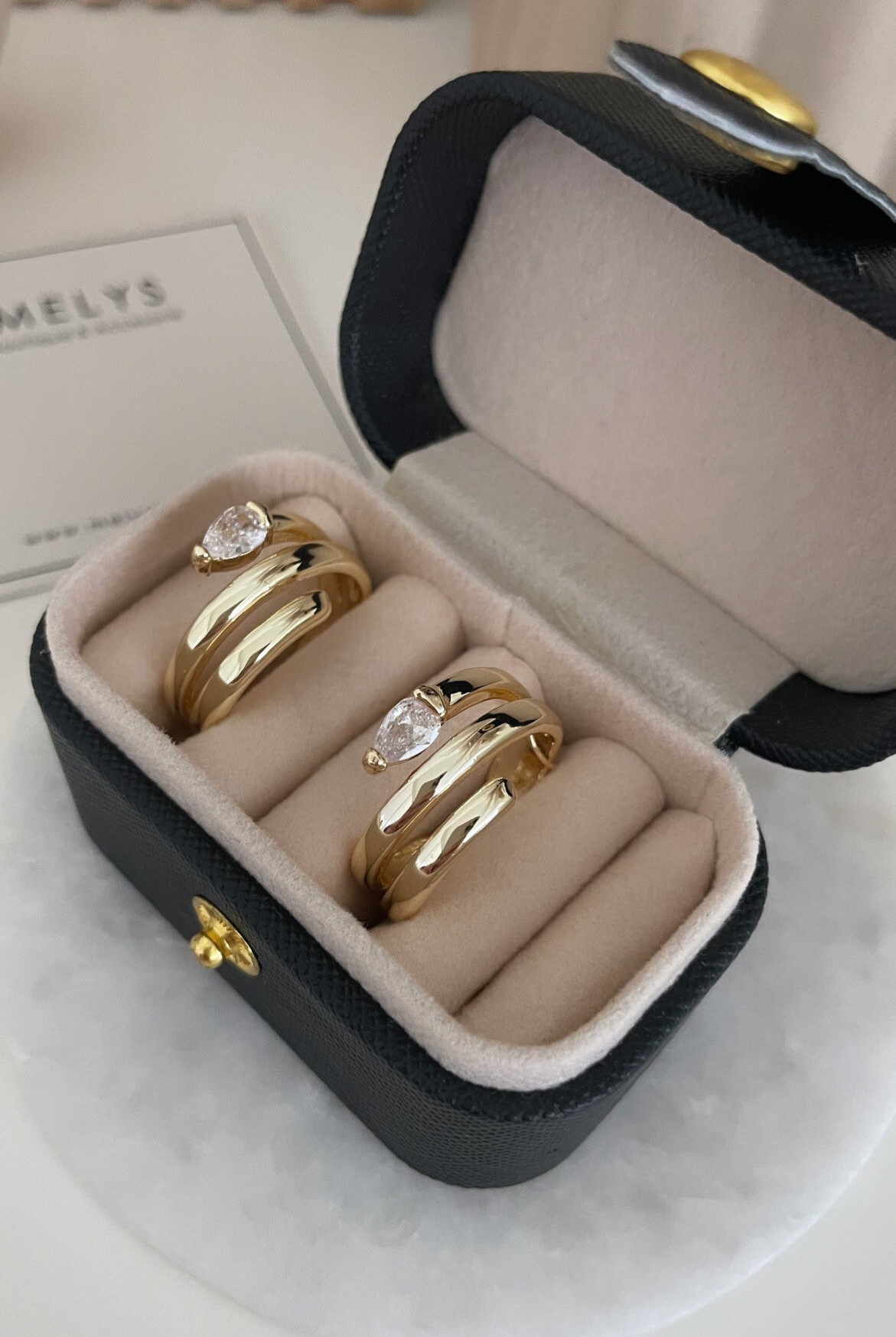 Ring Eleni