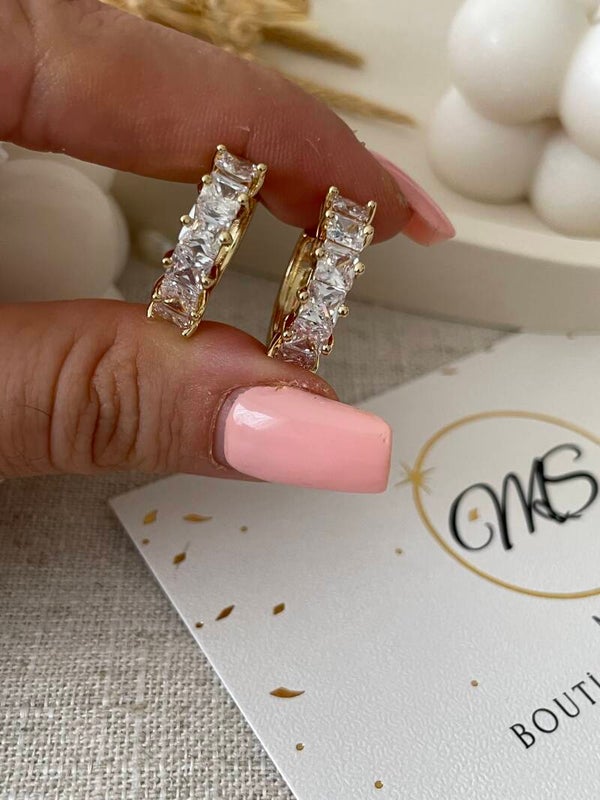 Ohrringe mit steinen