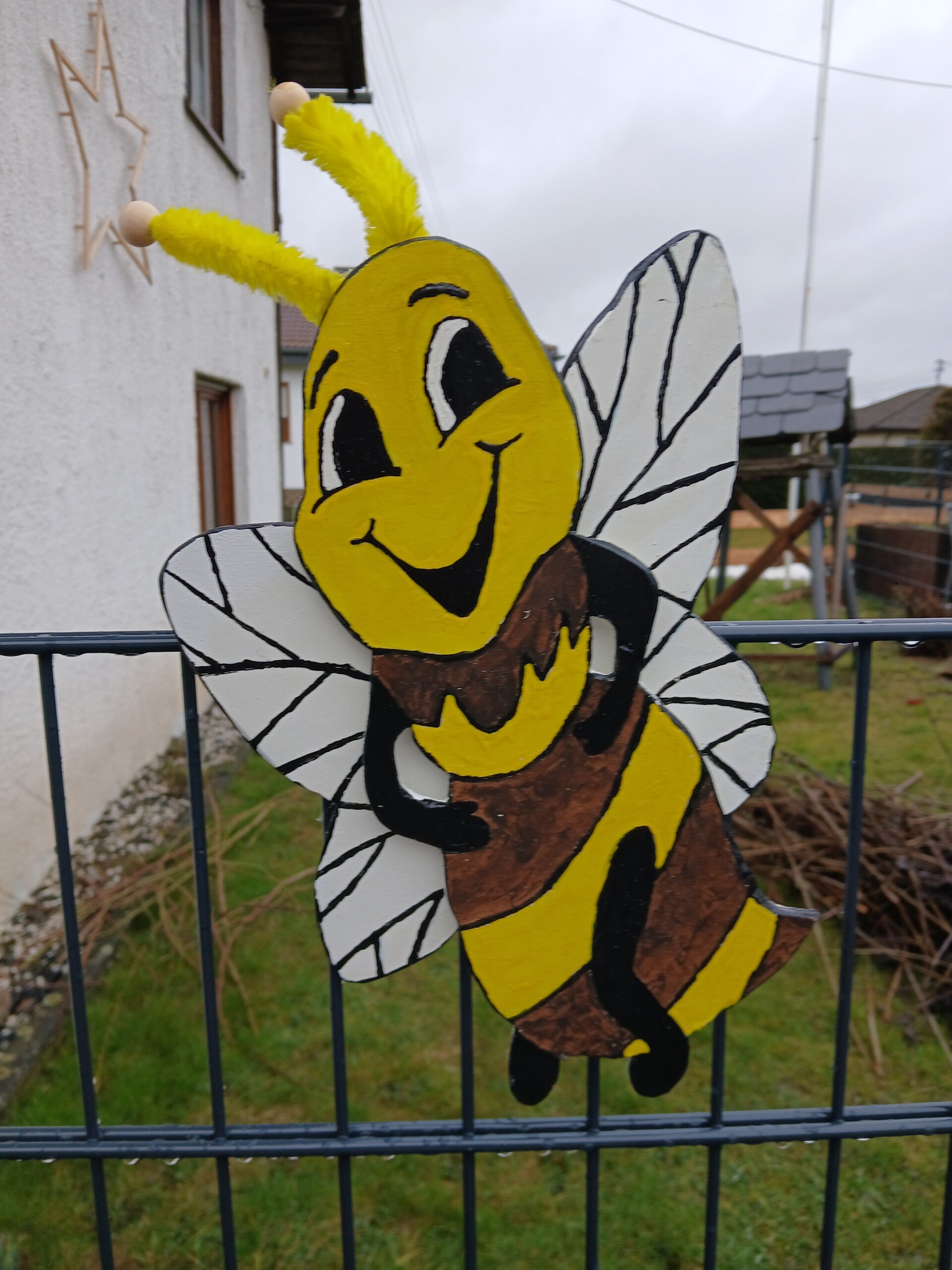 Gartenzaunfigur Biene