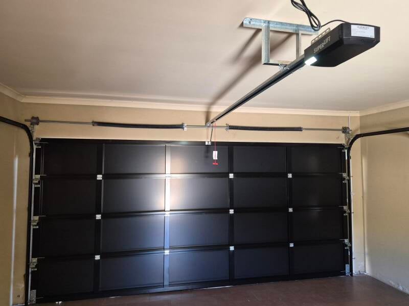 New Ali-panel garage door