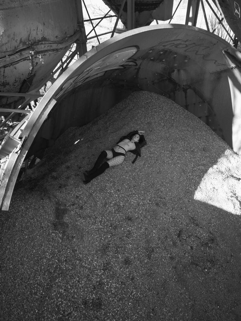 img_2552bw-standard.jpg