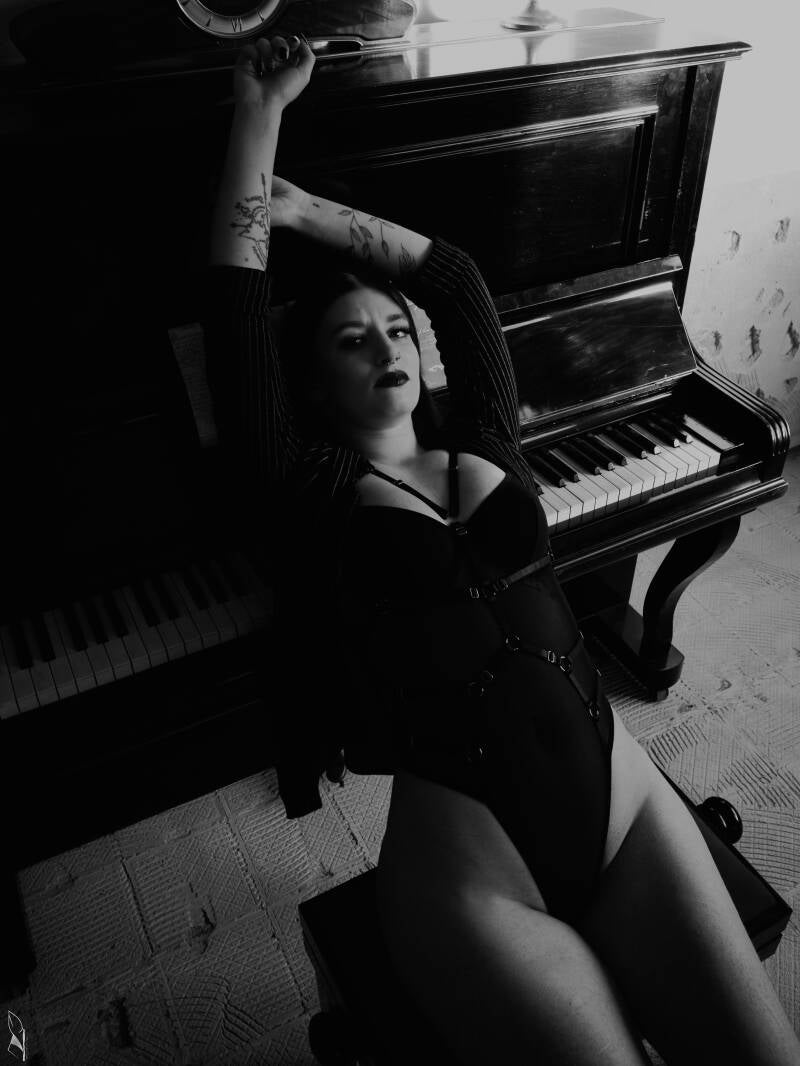 mason-1-b-w-standard.jpg