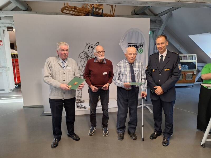 70 und 75 Jahre Bewährter Kraftfahrer