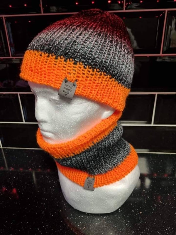Kids Orange & Grey Hat & Snood set.