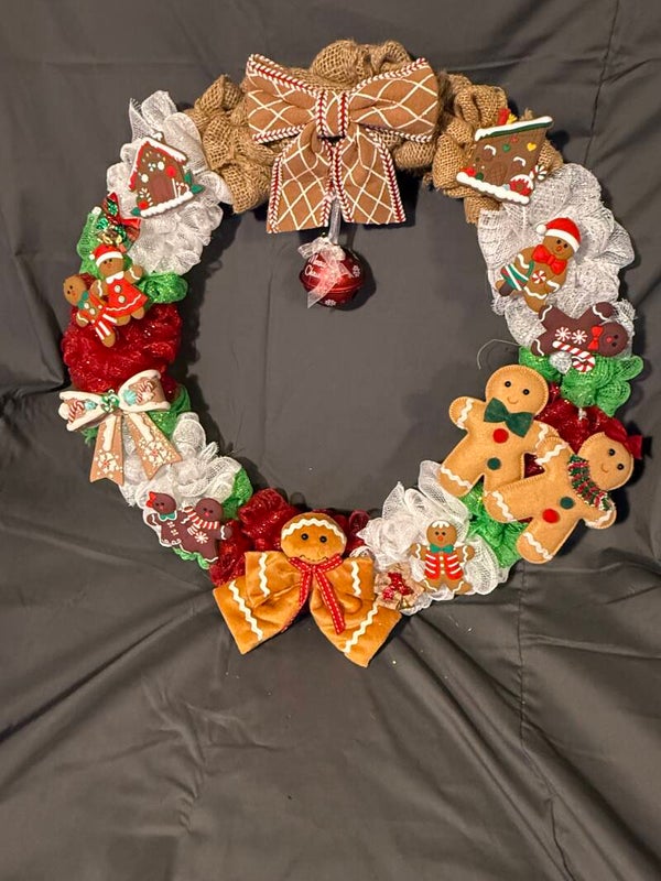 Gingerbread Christmas wreath