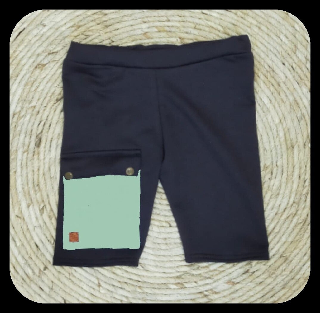 Korte broek zwart met zak oud mint groen