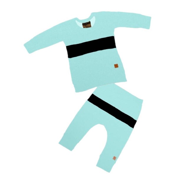 Setje Aqua met zwart streep