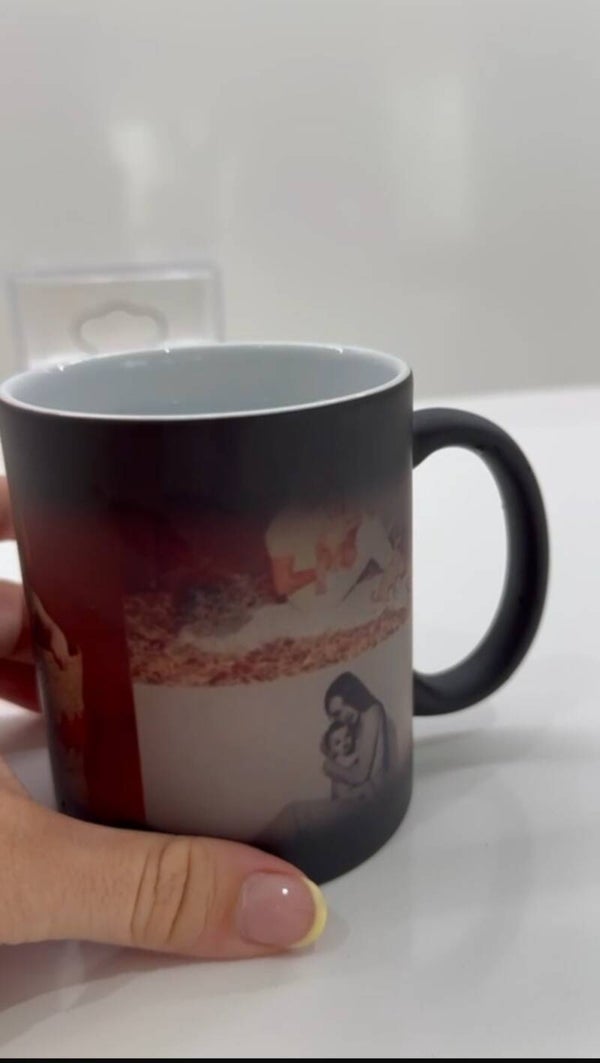 Taza mágica negra