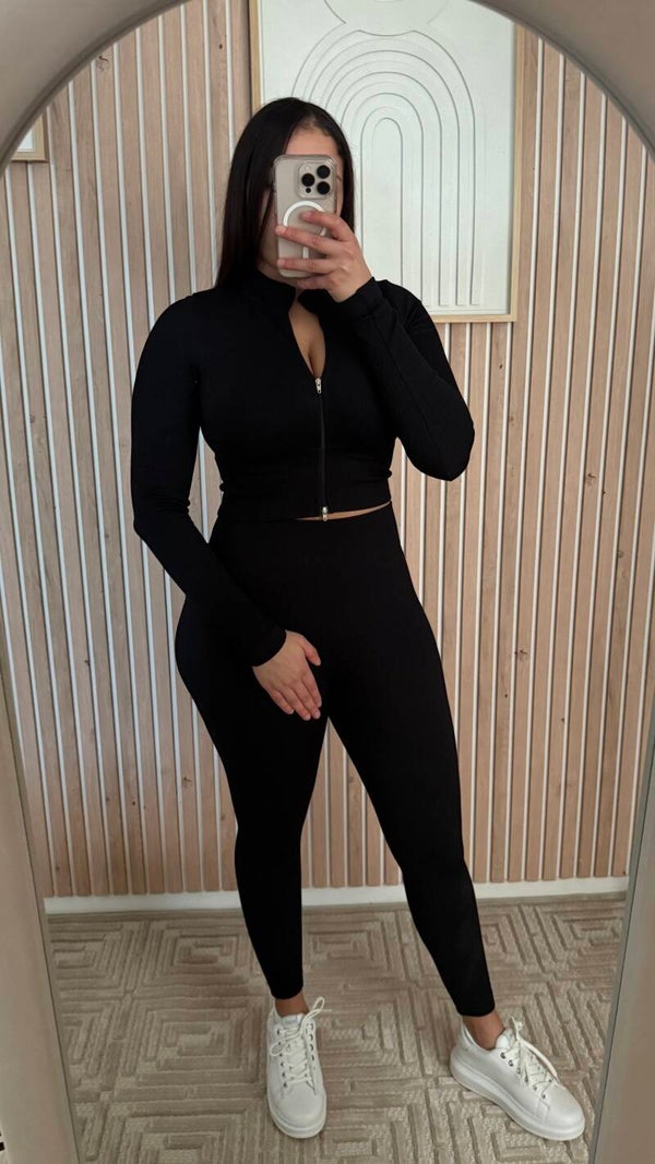Ensemble de sport noir