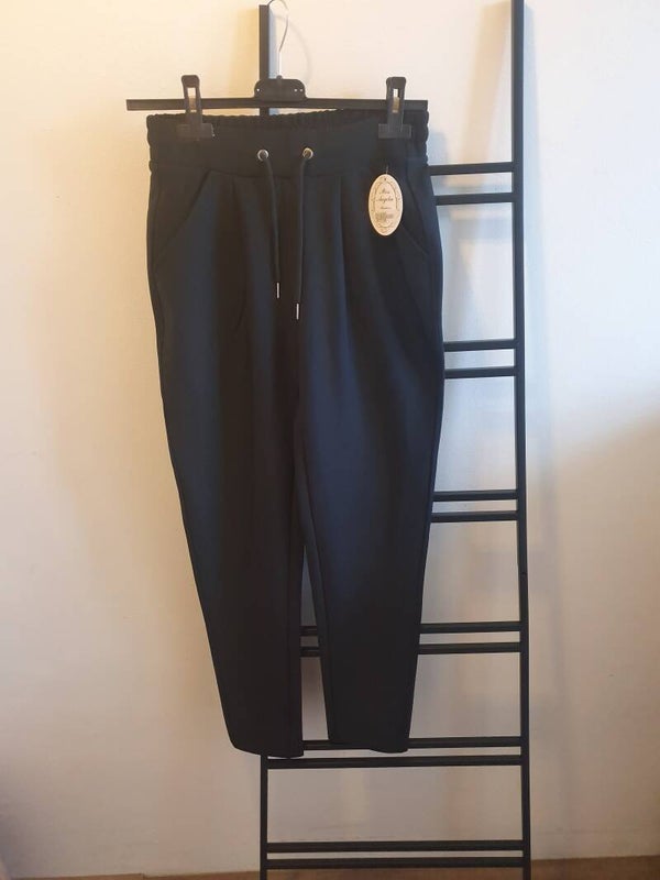Comfort broek met koordjes zwart