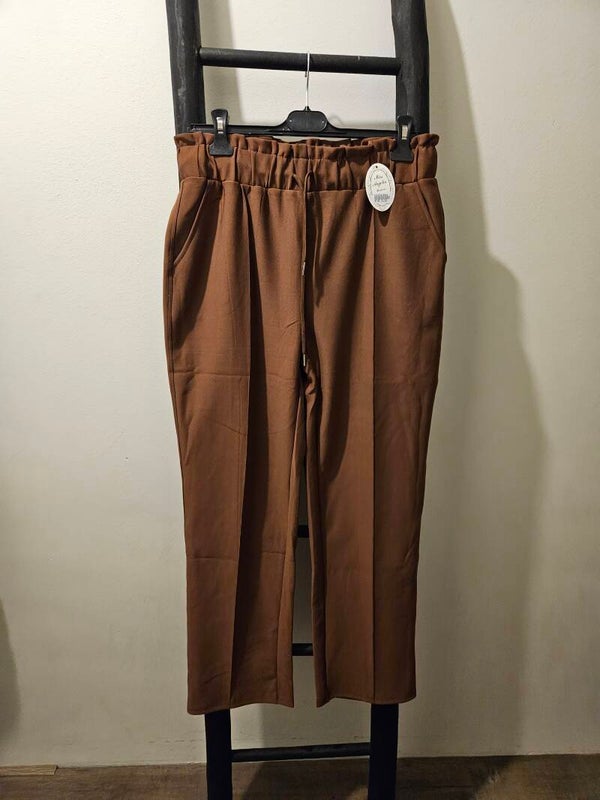 Comfort broek bruin met siernaad over de been