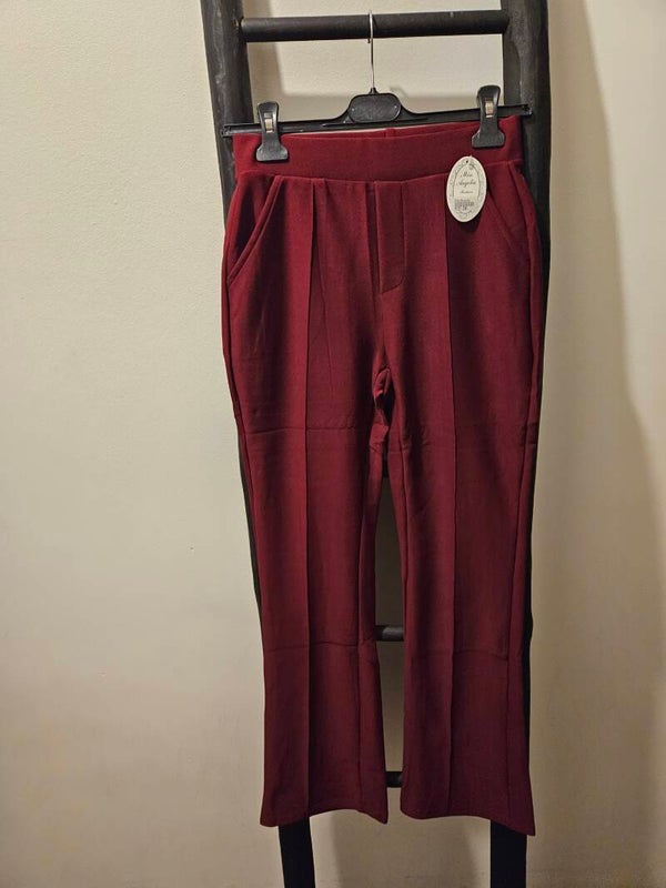 Comfortbroek flair bordeaux rood met siernaad