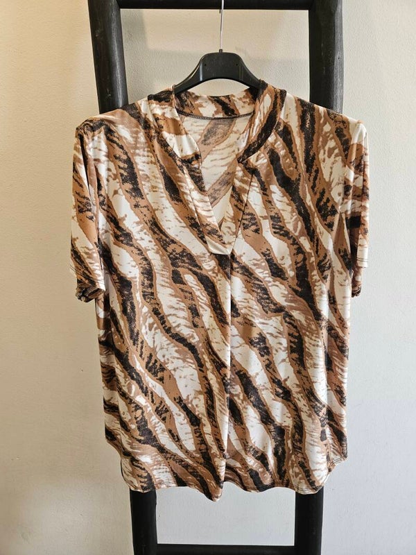 Travelstof top met print 23
