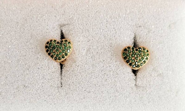 Damen Ohrstecker 18K vergoldet Herz mit grünen Zirkonia „Elara“ – elegant & feminin