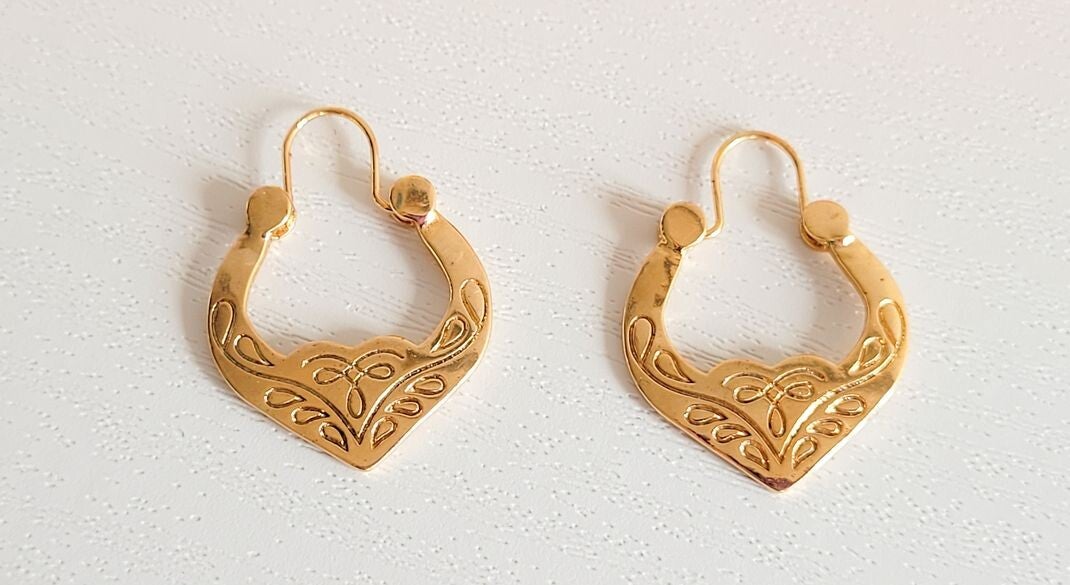 Damen Creolen 18K vergoldet Herzform „Valentina“ – romantisch & elegant