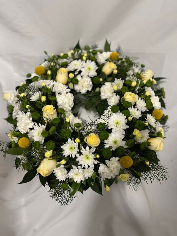 Lemon white and green wreath