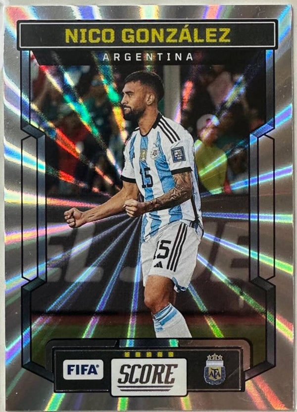 Nico González (Argentinien) – Panini Score FIFA 2023/24 Lasers #7
