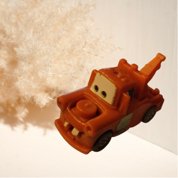 Nestlé Disney Pixar Cars – Hook Abschleppwagen (2006) – Seltene Frühstücksflocken-Prämie
