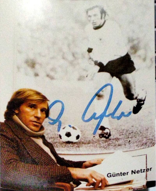 Original signiertes Autogramm von Günter Netzer