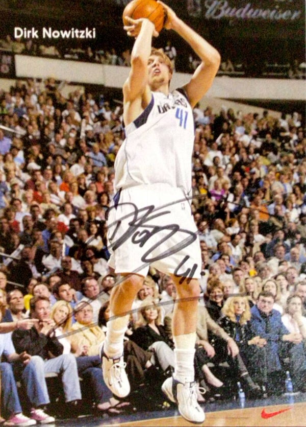 Dirk Nowitzki Orig Autogramm signiert Basketball Legende