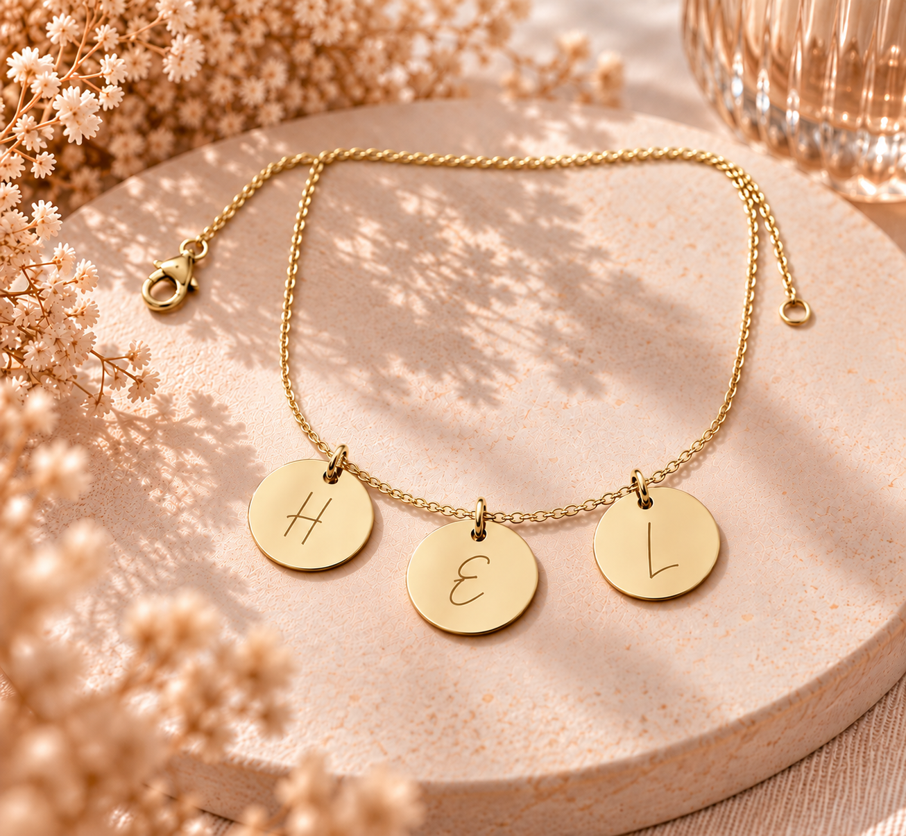 Personalisierte Kette mit Initialen