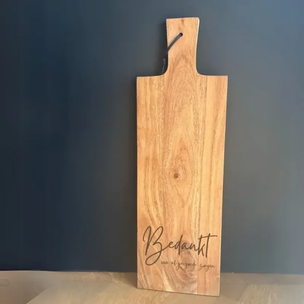 Borrelplank; Acacia Groot, Bedankt