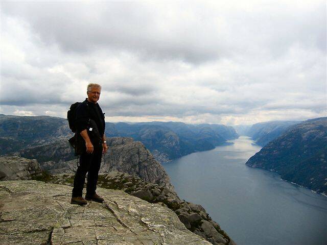 Op de Preikestolen boven de Lysefjord
