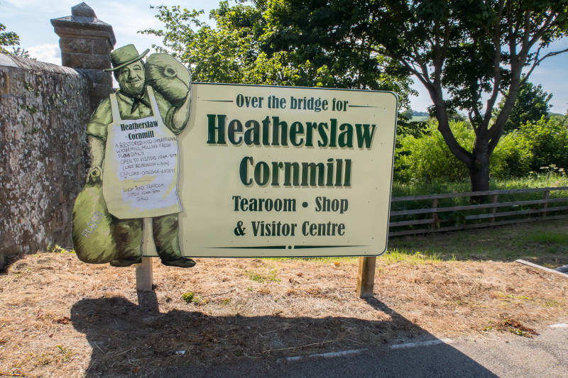 Graanmolen, watergedreven.