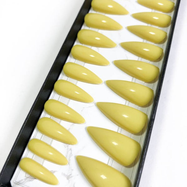 STILETTO LONGA AMARELO