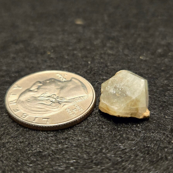 GG-4 natural green garnet.