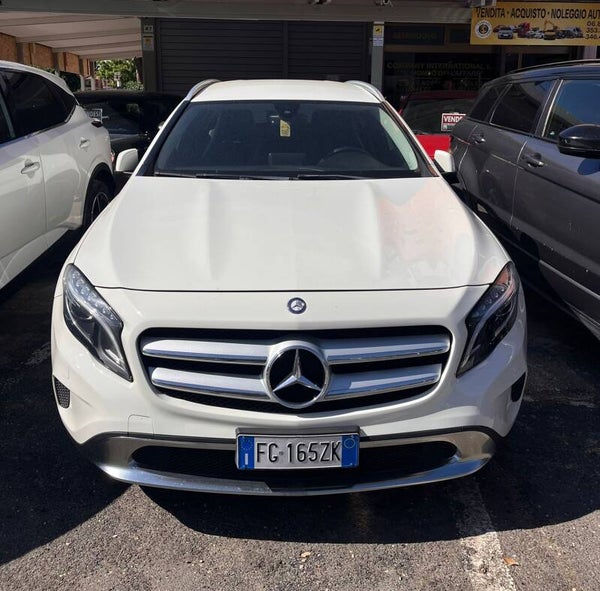 Mercedes GLA 200