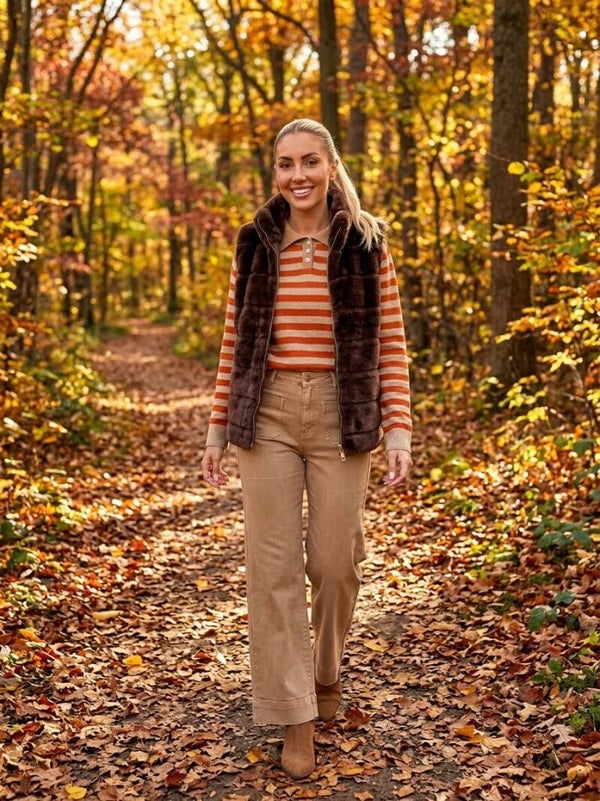 Fall in autumn wide leg jeans, beige