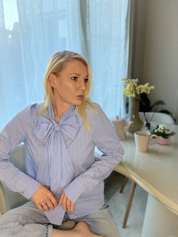 Bloom and bow, blouse