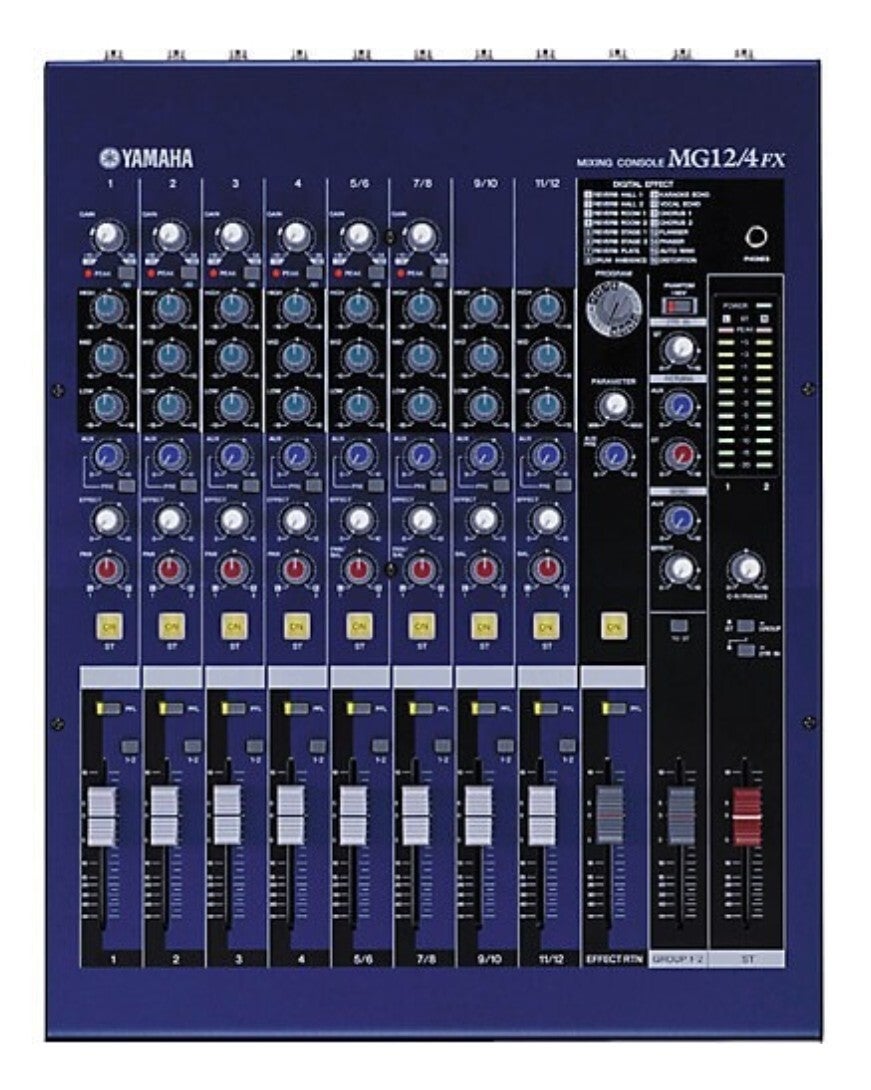 Dap palladuim 900/yamaha mixer mg12/4fx/2x yamaha s112Iv muziekrepetitie/live set