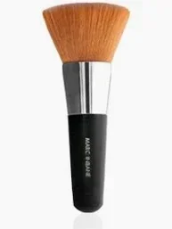 Kabuki brush