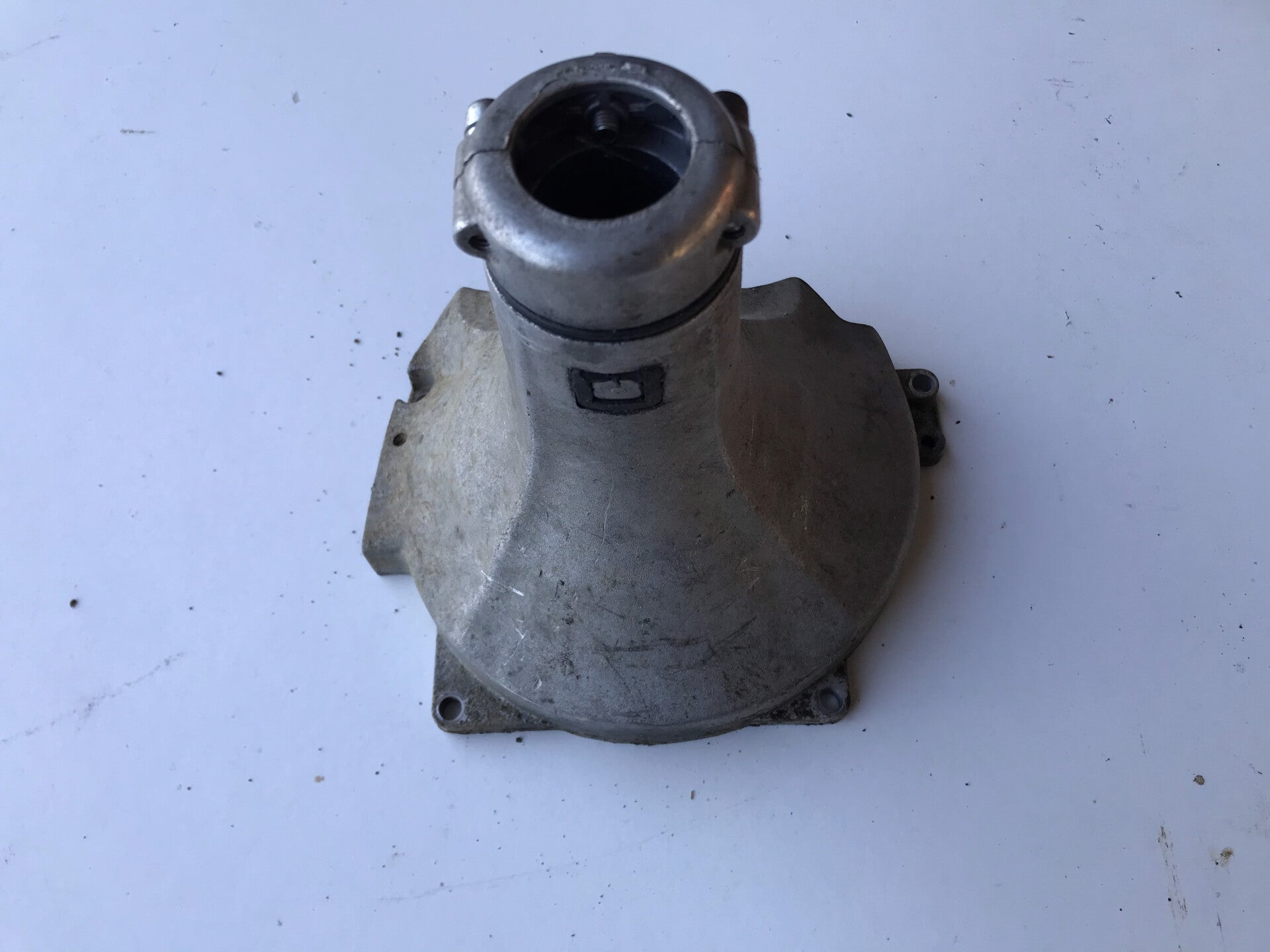 support cloche embrayage Hitachi CG40EAS