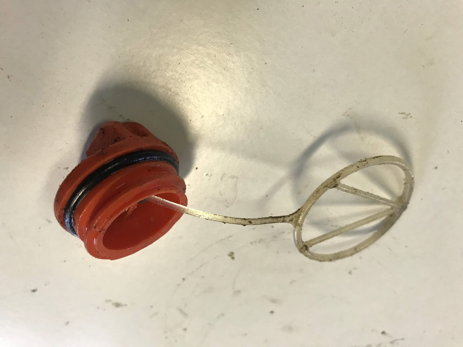 Bouchon réservoir huile ECHO CS 6702