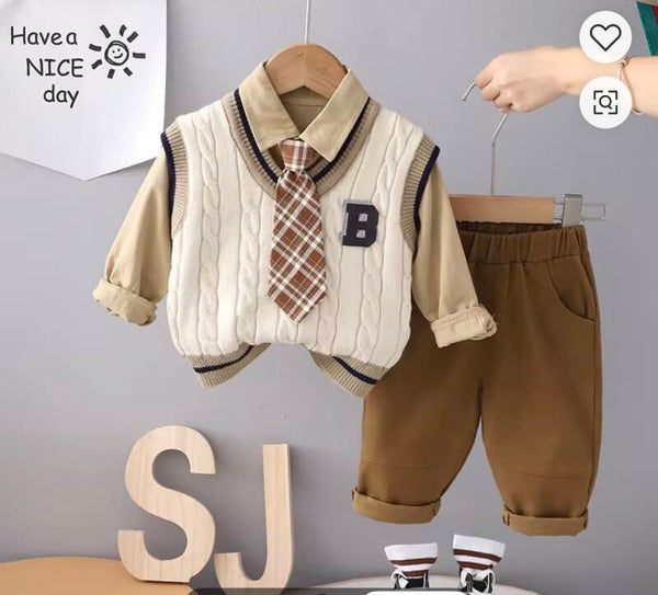 Jongens Setje – Beige & Bruin ook vanaf 26 sept tekoop