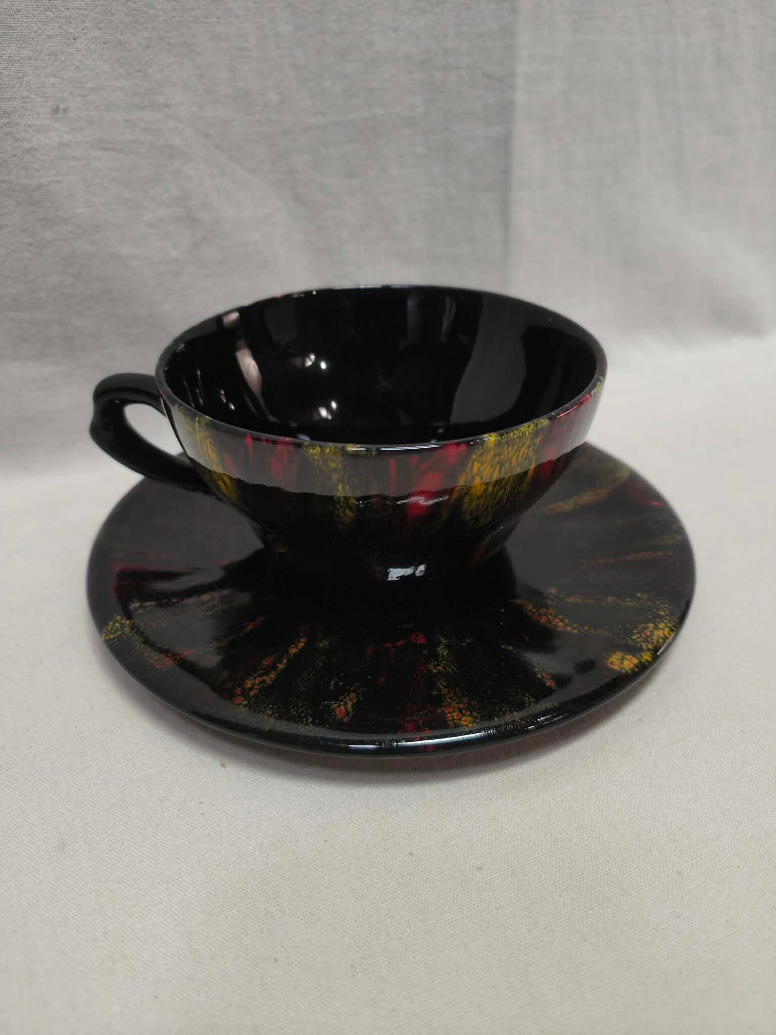 Tasse avec soucoupe