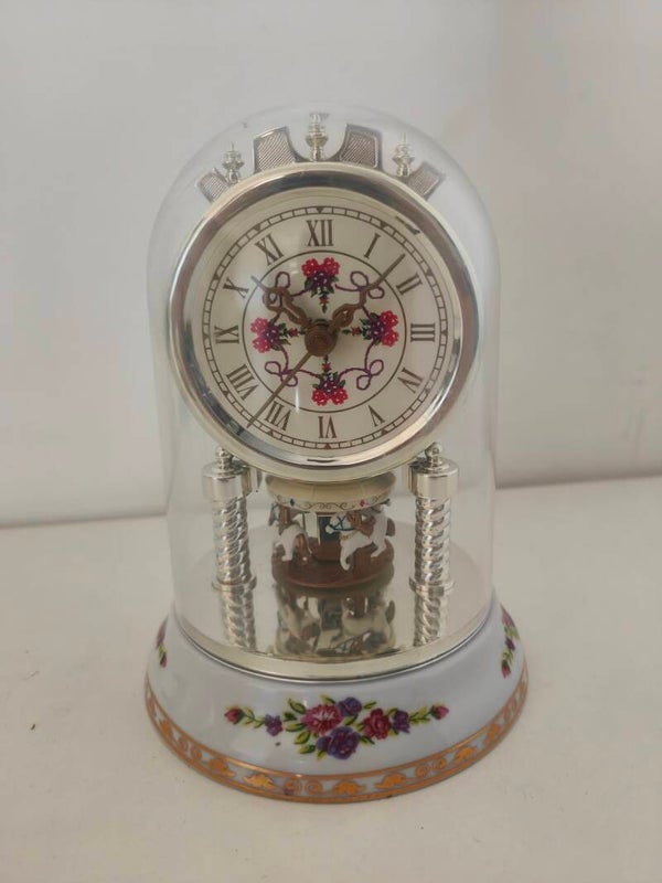 Horloge décorative
