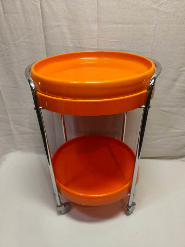 Desserte orange à roulettes qui s'ouvre - vintage