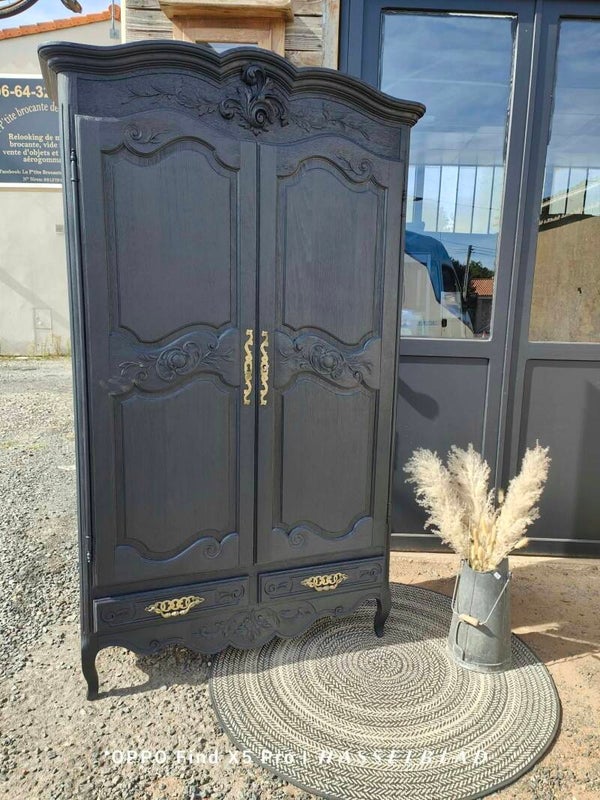Armoire relookée baroque chic