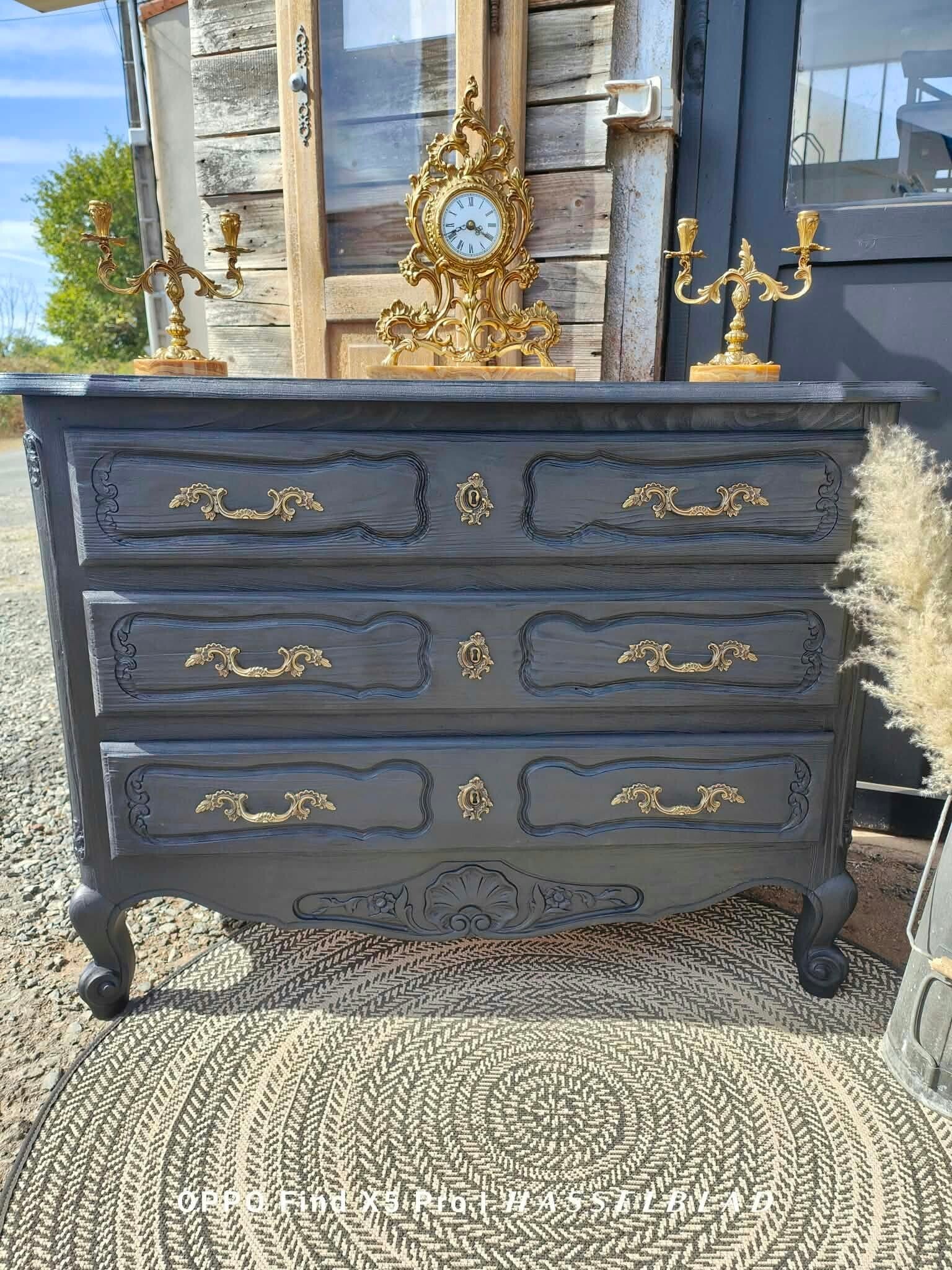 Commode relookée style baroque chic