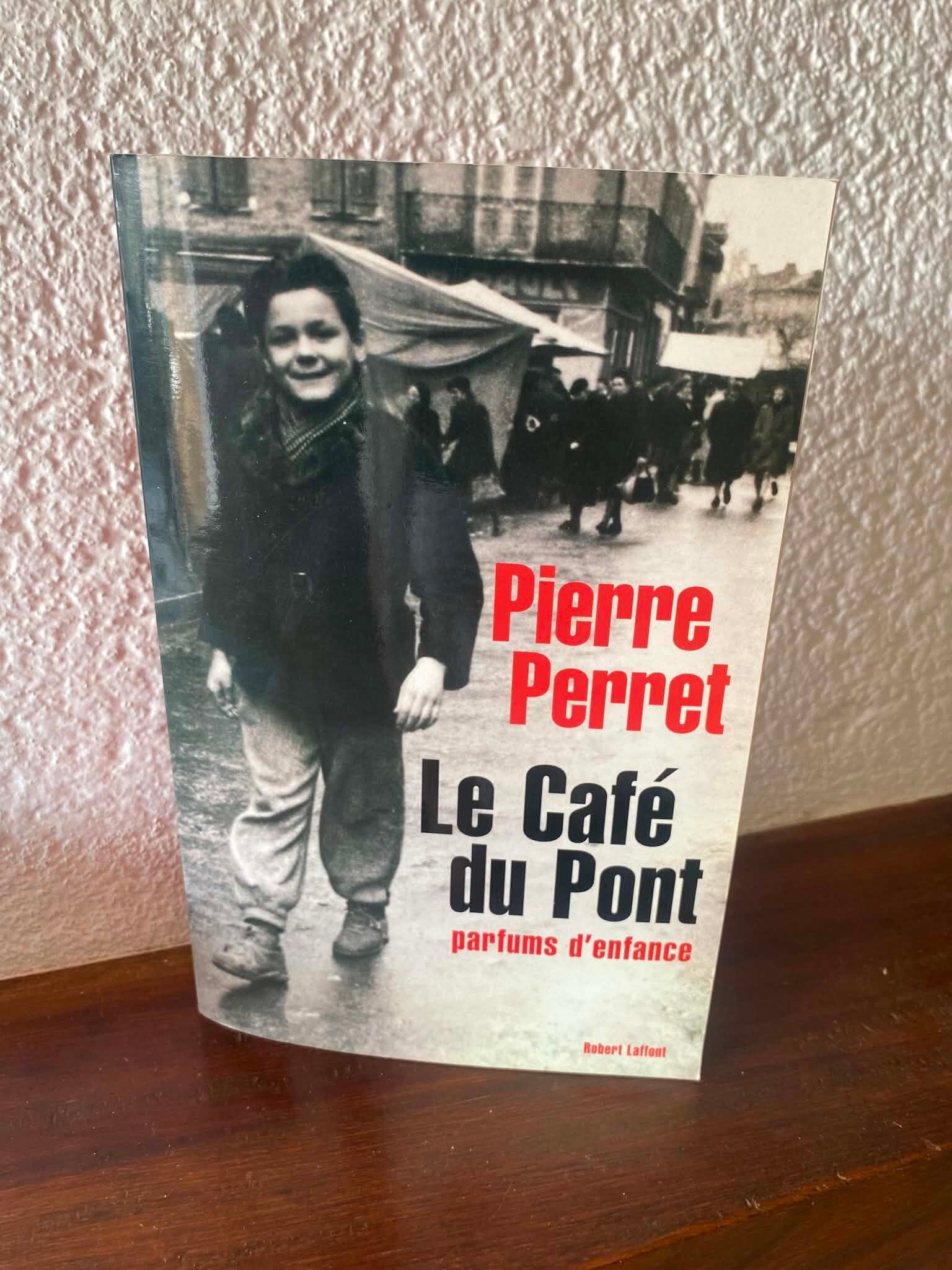 Le Café du Pont - Pierre Perret