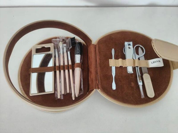 Trousse à maquillage et accessoires