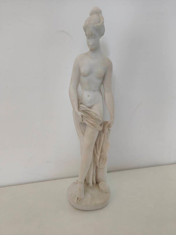 Statue