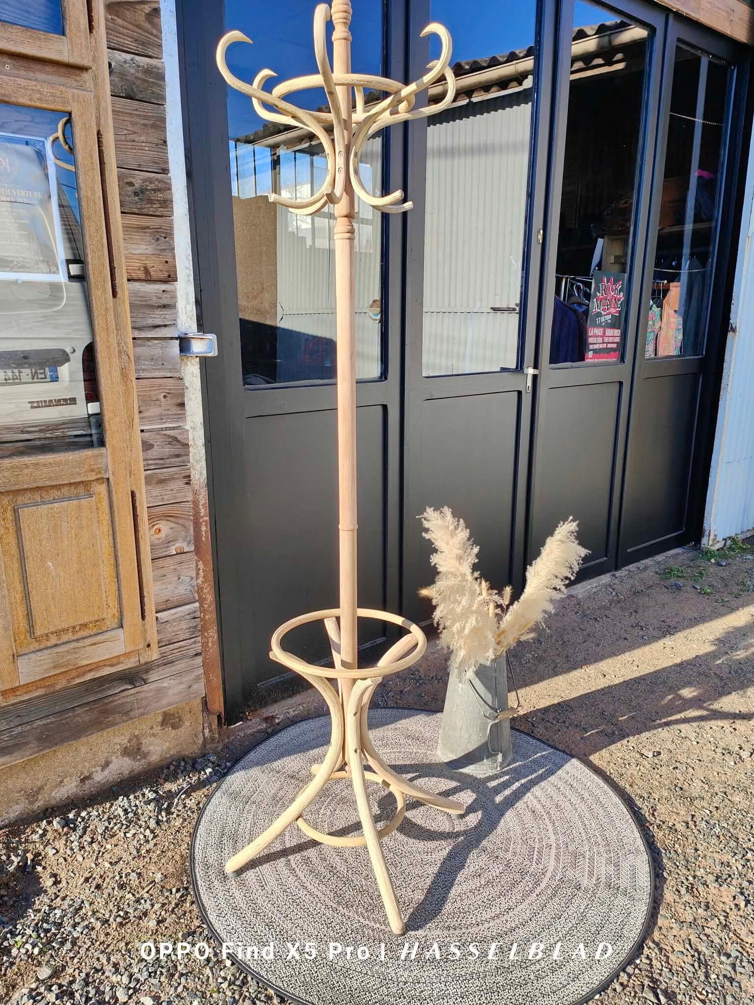 Porte manteau perroquet aérogommé