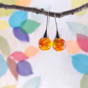Trompet oorbellen met transparante geel en oranje glasbolletjes -1