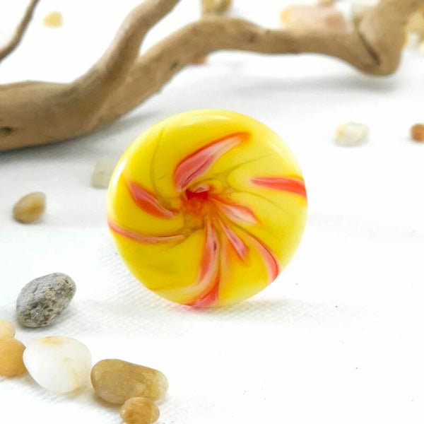 Glastop L van geel glas met oranjerood en wit