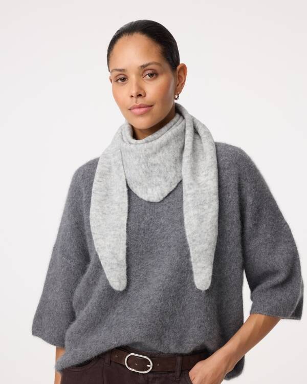 Knit-ted sjaal TRICJA (Grey melange)